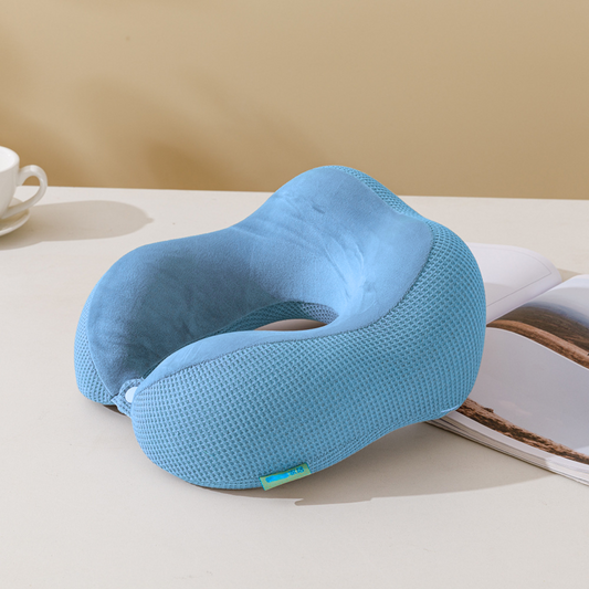 HiPristine Travel Pillow Lite